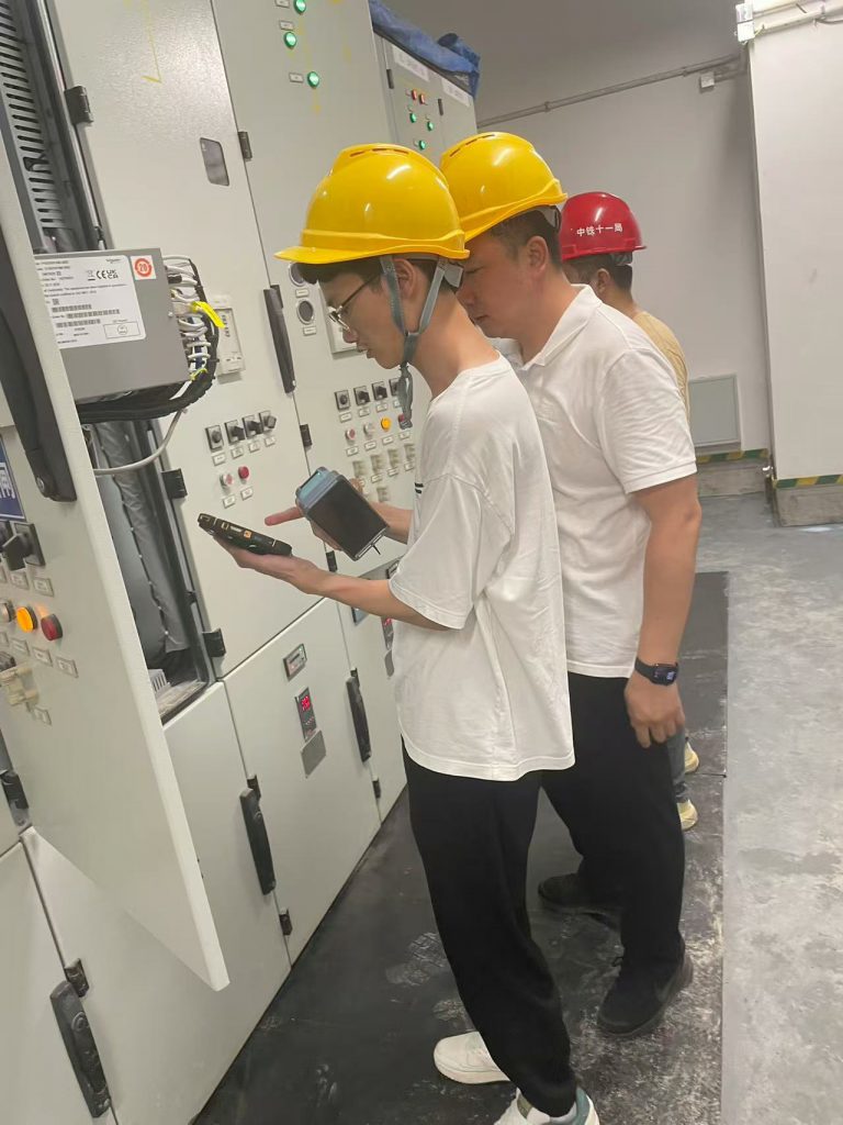 專業(yè)高效，客戶贊譽：手持式局部放電測試儀安裝調(diào)試服務(wù)獲好評-武漢中電通電力設(shè)備有限公司
